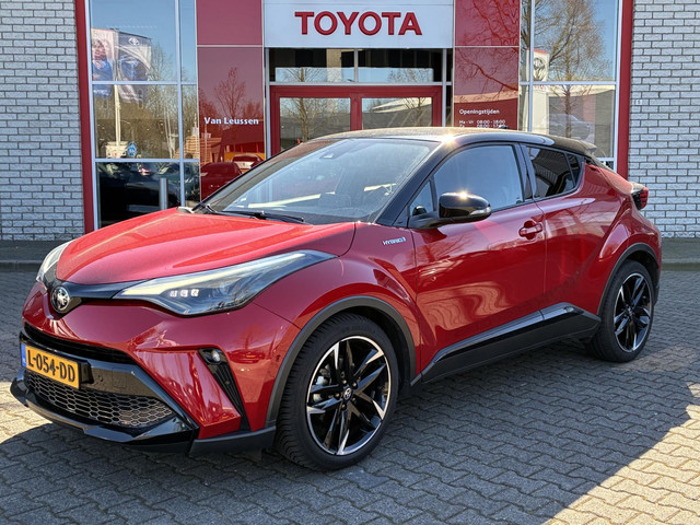 toyota-c-hr-1.8-hybrid-gr-sport-stoelverw-blind-spot-jbl-audio-elek-stoel-alcantara-navi-apple-android-park-sensoren-nl-auto-dealer-onderhou