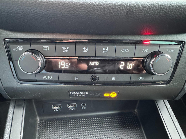 Seat Ibiza 1.0 TSI FR CARPLAY CLIMAAT CONTROL 17LM VELGEN CAMERA PDC NL AUTO