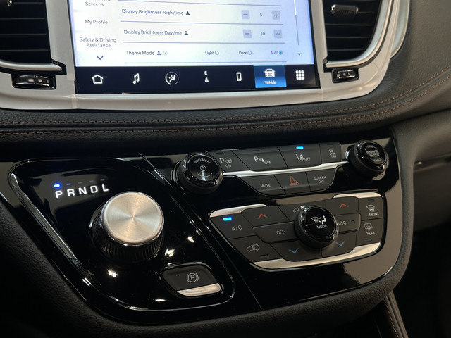 Chrysler Voyager 3.6 Plug-in Hybride PINNACLE