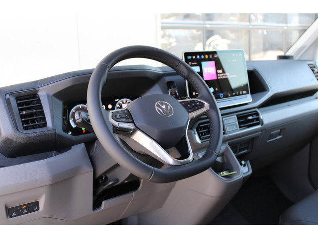 Volkswagen Crafter 35 2.0 TDI L3H2 177pk - Facelift - Navigatie - LED - Geveerde stoel - Virtual cockpit - Camera - Verwarmd stuur - Stoelverwarmin