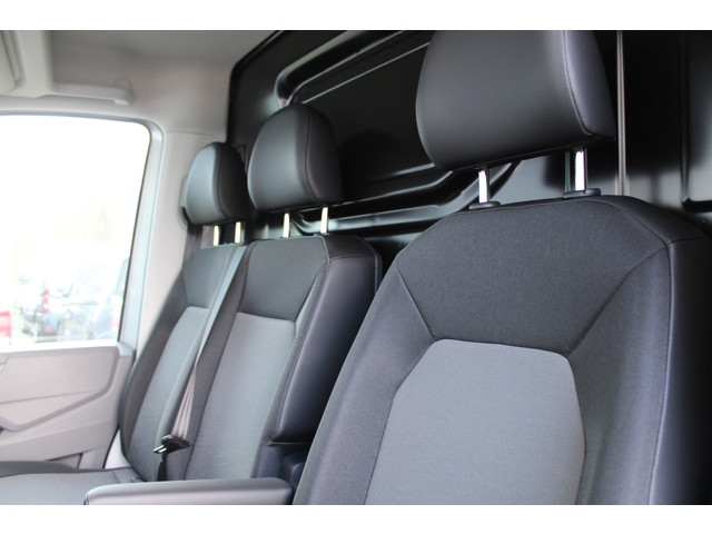 Volkswagen Crafter 35 2.0 TDI L3H2 177pk - Facelift - Navigatie - LED - Geveerde stoel - Virtual cockpit - Camera - Verwarmd stuur - Stoelverwarmin