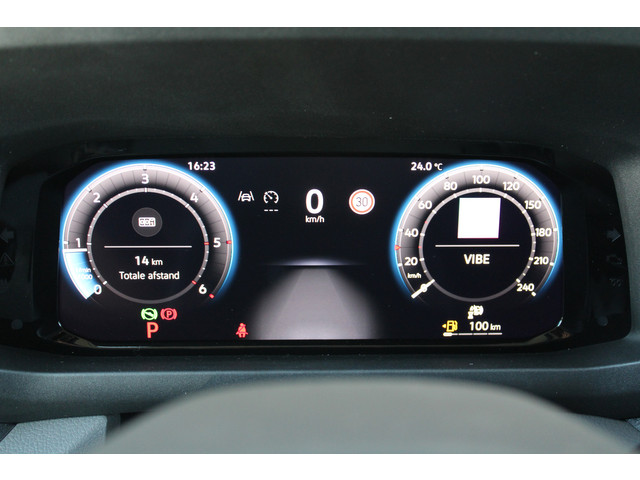 Volkswagen Crafter 35 2.0 TDI L3H2 177pk - Facelift - Navigatie - LED - Geveerde stoel - Virtual cockpit - Camera - Verwarmd stuur - Stoelverwarmin