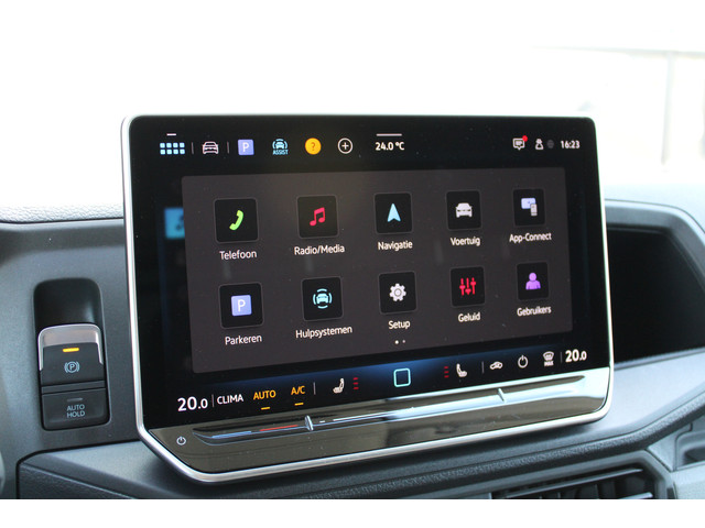 Volkswagen Crafter 35 2.0 TDI L3H2 177pk - Facelift - Navigatie - LED - Geveerde stoel - Virtual cockpit - Camera - Verwarmd stuur - Stoelverwarmin