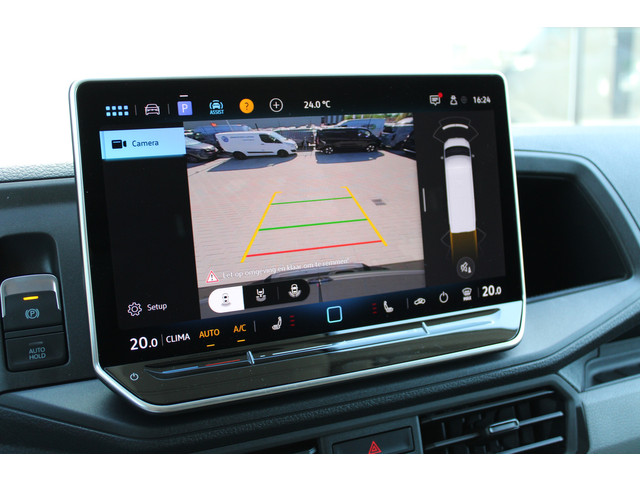 Volkswagen Crafter 35 2.0 TDI L3H2 177pk - Facelift - Navigatie - LED - Geveerde stoel - Virtual cockpit - Camera - Verwarmd stuur - Stoelverwarmin