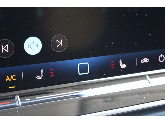 Volkswagen Crafter 35 2.0 TDI L3H2 177pk - Facelift - Navigatie - LED - Geveerde stoel - Virtual cockpit - Camera - Verwarmd stuur - Stoelverwarmin