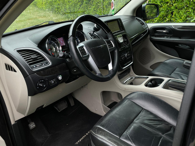 Chrysler Grand Voyager Limited Edition 3.6 V6 Stow&Go 3XTV DVD