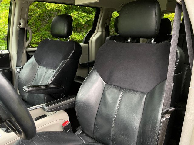 Chrysler Grand Voyager Limited Edition 3.6 V6 Stow&Go 3XTV DVD