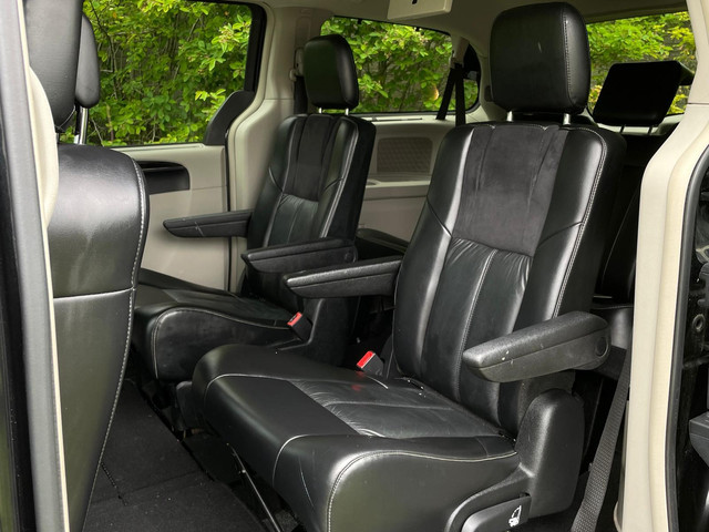 Chrysler Grand Voyager Limited Edition 3.6 V6 Stow&Go 3XTV DVD