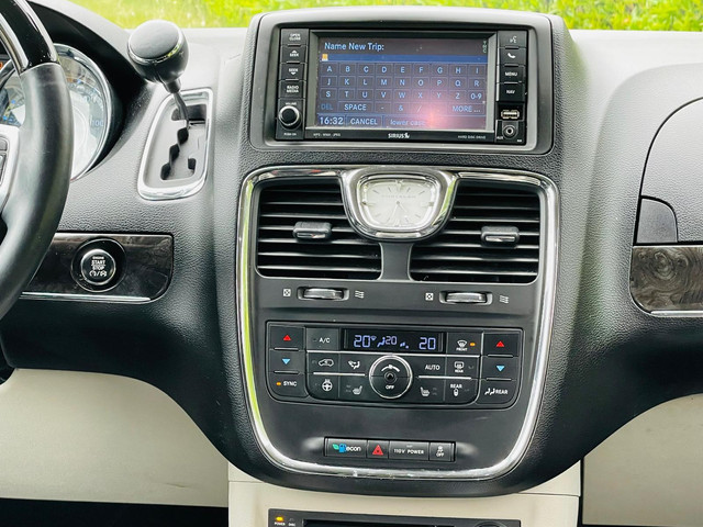 Chrysler Grand Voyager Limited Edition 3.6 V6 Stow&Go 3XTV DVD