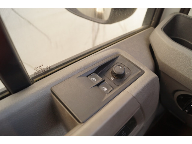 Volkswagen Crafter 35 2.0 TDI L3-H3 Edition -NAVI-AIRCO-