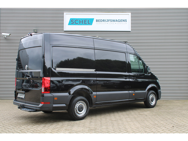 Volkswagen Crafter 35 2.0 TDI L3H3 177pk - 2x Schuifdeur - LED - Trekhaak - Navigatie - DAB - Geveerde stoel - Camera - Stoelverwarming - Rijklaar