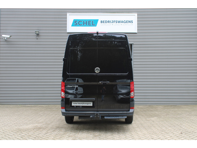 Volkswagen Crafter 35 2.0 TDI L3H3 177pk - 2x Schuifdeur - LED - Trekhaak - Navigatie - DAB - Geveerde stoel - Camera - Stoelverwarming - Rijklaar