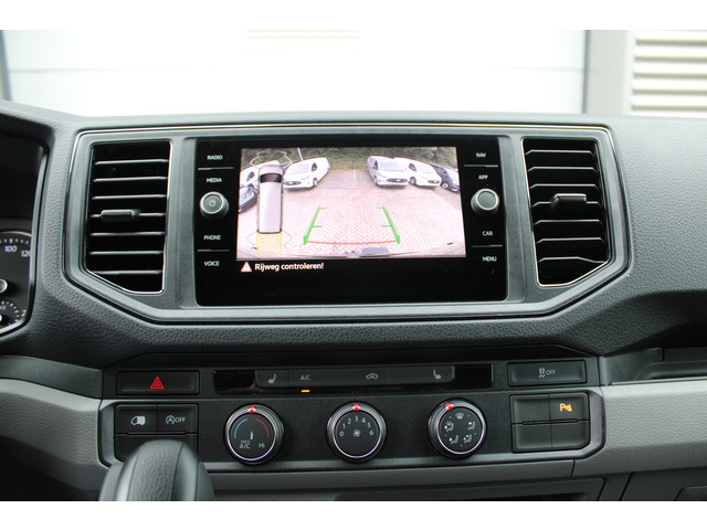 Volkswagen Crafter 35 2.0 TDI L3H3 177pk - 2x Schuifdeur - LED - Trekhaak - Navigatie - DAB - Geveerde stoel - Camera - Stoelverwarming - Rijklaar