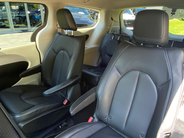 Chrysler Grand Voyager Pacifica 3.6L Touring Plug-in Hybride