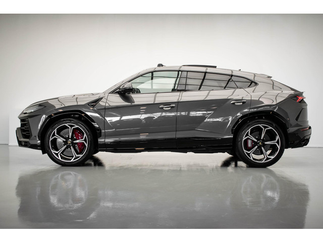 lamborghini-urus-4.0-v8--carbon-nap-pano-adas-massage-hud-bo-advanced-