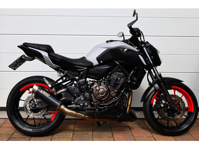 yamaha-mt-07---mt-07-abs-full-mivv-exhaust