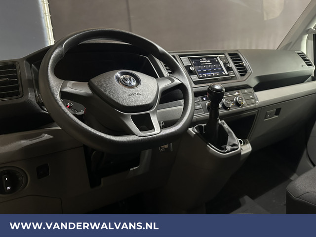 Volkswagen Crafter 2.0 TDI 141pk L3H2 (Oude L2H1) Euro6 *Rijklaar Direct Rijden* Airco | Camera | Apple Carplay | 3000kg Trekhaak | Cruisecontrol A
