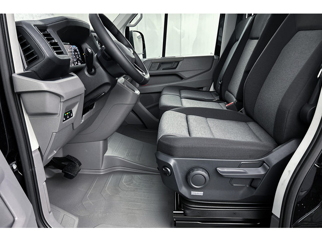 Volkswagen Crafter 35 2.0 TDI L3H3 177PK DSG | Nieuw model | 2x Schuifdeur | Adaptief cruise control | Apple carplay | Verwarmde stoelen | Facelift