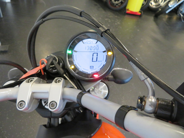Ducati Scrambler SIXTY 2 NIEUWSTAAT!