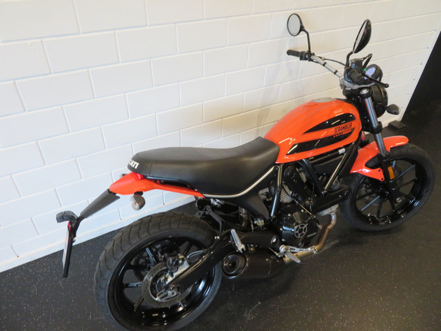 Ducati Scrambler SIXTY 2 NIEUWSTAAT!