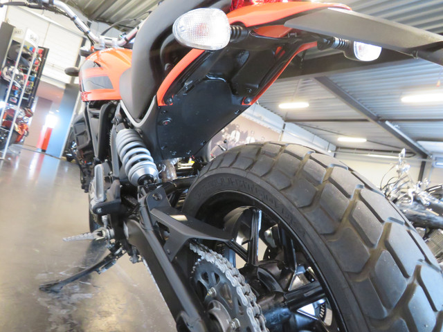 Ducati Scrambler SIXTY 2 NIEUWSTAAT!