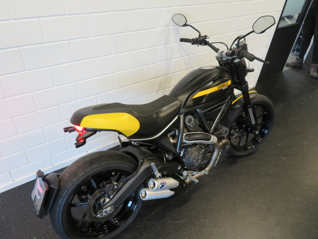 Ducati Scrambler 800 FULL THROTTLE TERMI!