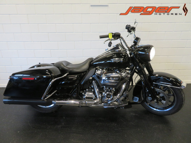harley-davidson-road-king-flhp-police-5hd-107-top-