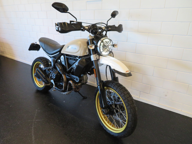 Ducati Scrambler DESERT SLED ZEER FRAAI!