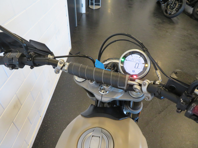 Ducati Scrambler DESERT SLED ZEER FRAAI!