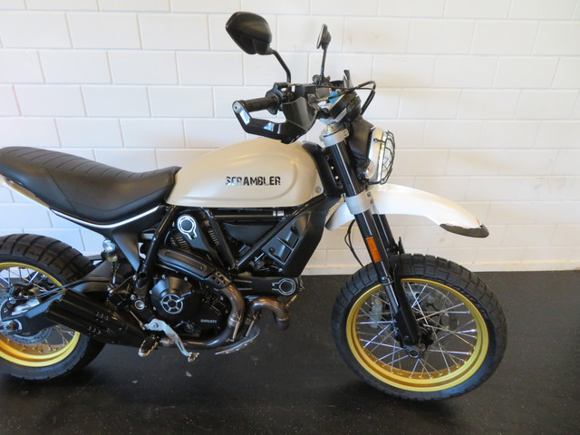 Ducati Scrambler DESERT SLED ZEER FRAAI!