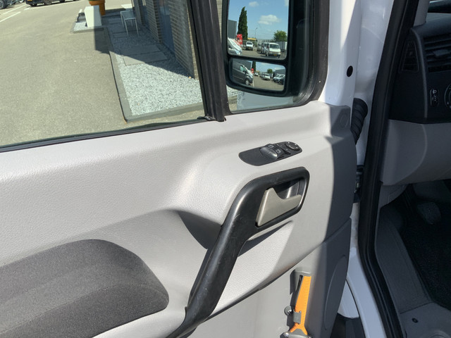 Volkswagen Crafter 35 2.0 TDI L1H1 Airco Cruise 3 Zits Trekhaak 2000 kg Imperiaal & Trap Navi Opstap Euro 5