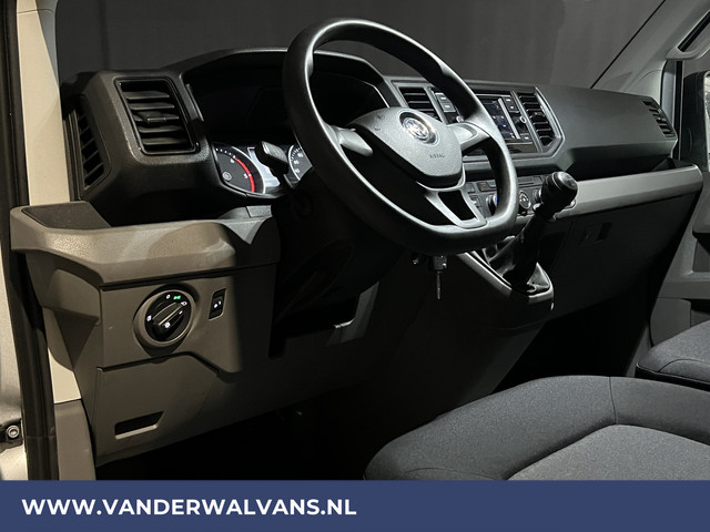 Volkswagen Crafter 2.0 TDI 141pk L3H2 L2H1 Euro6 Airco | Camera | Apple Carplay | Android Auto Bijrijdersbank, 3000kg trekvermogen