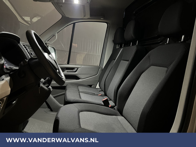 Volkswagen Crafter 2.0 TDI 141pk L3H2 L2H1 Euro6 Airco | Camera | Apple Carplay | Android Auto Bijrijdersbank, 3000kg trekvermogen
