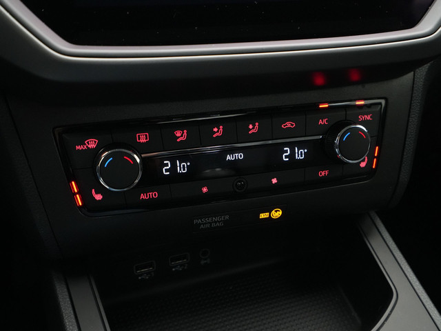 Seat Ibiza 1.0 TSI 95pk Style Signature Navigatie Stoelverwarming Clima 336