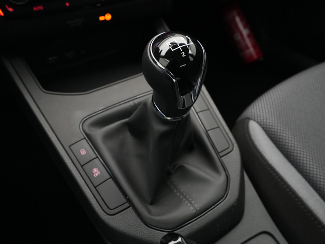 Seat Ibiza 1.0 TSI 95pk Style Signature Navigatie Stoelverwarming Clima 336