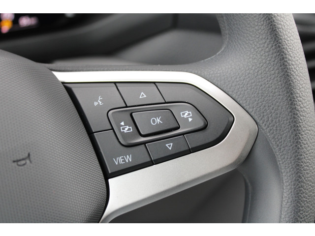 Volkswagen Crafter 30 2.0 TDI L3H3 140pk - Navigatie - DAB - Geveerde Stoel - Camera - Carplay - Rijklaar