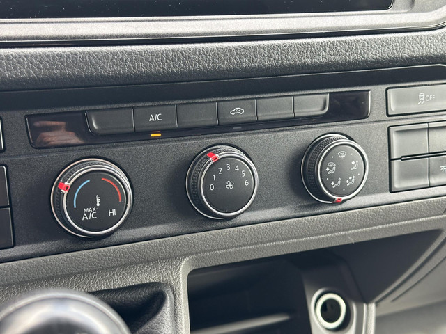 Volkswagen Crafter 35 2.0 TDI L4H3*A C*CRUISE*HAAK*CAM*CARPLAY*3PERS*