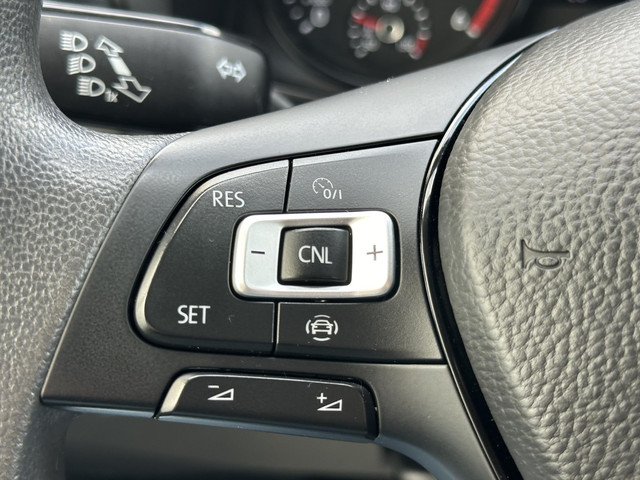 Volkswagen Crafter 35 2.0 TDI L4H3*A C*CRUISE*HAAK*CAM*CARPLAY*3PERS*