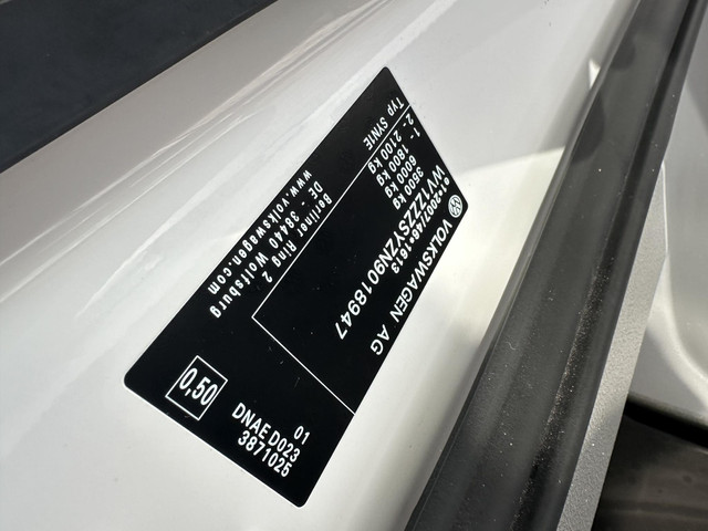 Volkswagen Crafter 35 2.0 TDI L4H3*A C*CRUISE*HAAK*CAM*CARPLAY*3PERS*