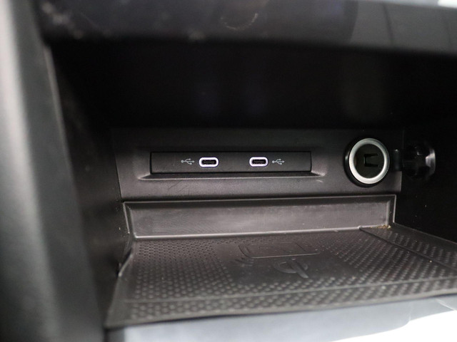 Seat Tarraco 1.5 TSI Style 7p. 150PK DSG Pano-Schuifdak, Adaptieve Cruise Controle, Beats Audio, Keyless, Side Assist, Achteruitrijcamera, Na