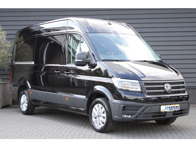 volkswagen-crafter-30-2.0-tdi-140pk-dsg-l3h3-exclusive-bpm-vrij--betimmering-trekhaak-camera-led-virtual-cockpit-navigatie
