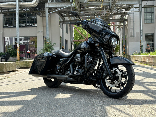 harley-davidson-street-glide-tour-103-flhxs-special-black-edtion
