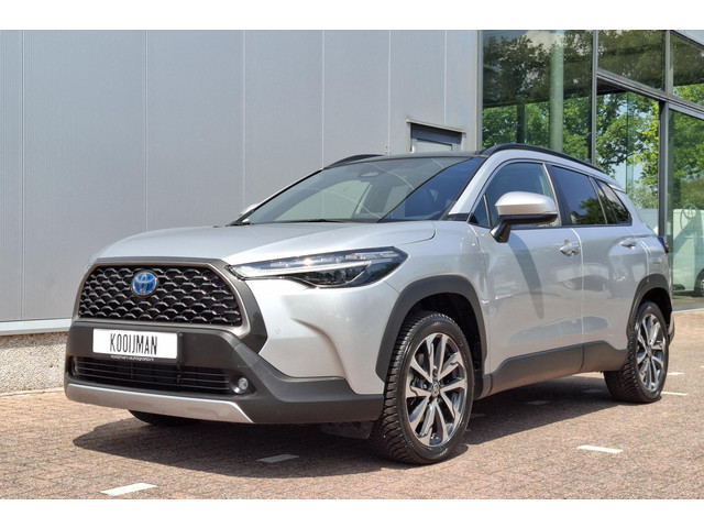 toyota-corolla-cross-hybrid-200-executive-edition-panoramadak--dodehoekdetectie--parkeersensoren-voor---achter--elektrische-achterklep--led--navi--ga