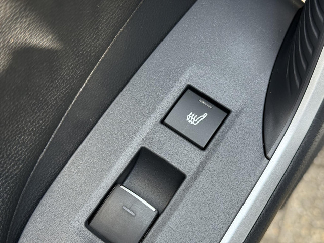 Toyota RAV4 2.5 Plug-in Hybrid AWD Limited Edition UIT VOORRAAD LEVERBAAR! STOELVERWARMING VOOR + ACHTER 360CAM NL-AUTO V+A PRK SNSR