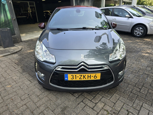 Citroen DS3 1.2 VTi Chic | 12MND GARANTIE | AIRCO | CRUISE | NIEUWE APK | PDC |NAVI |