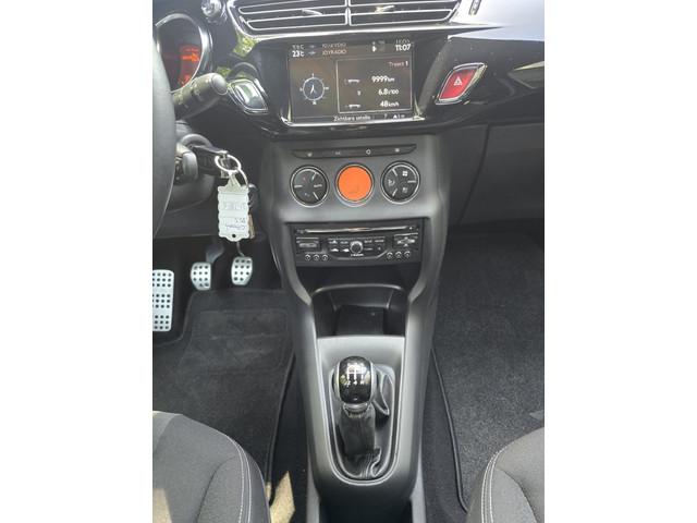 Citroen DS3 1.2 VTi Chic | 12MND GARANTIE | AIRCO | CRUISE | NIEUWE APK | PDC |NAVI |