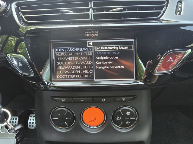 Citroen DS3 1.2 VTi Chic | 12MND GARANTIE | AIRCO | CRUISE | NIEUWE APK | PDC |NAVI |