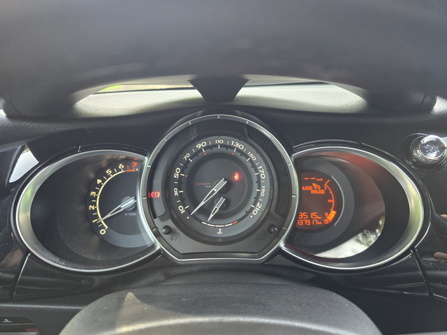 Citroen DS3 1.2 VTi Chic | 12MND GARANTIE | AIRCO | CRUISE | NIEUWE APK | PDC |NAVI |