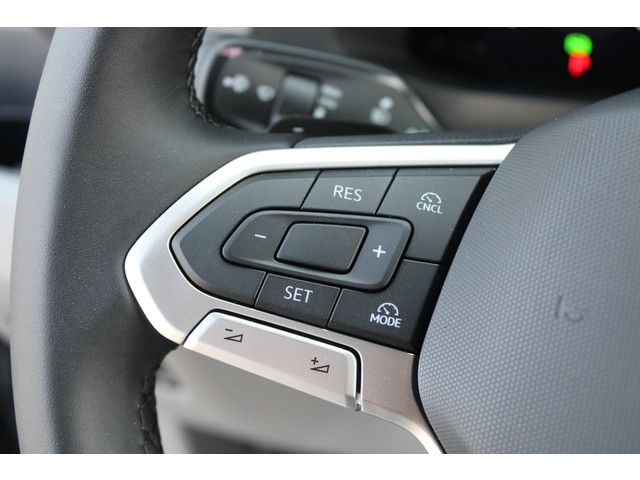 Volkswagen Crafter 35 2.0 TDI L3H2 177pk - Facelift - Navigatie - LED - Geveerde stoel - Virtual cockpit - Camera - Verwarmd stuur - Stoelverwarmin