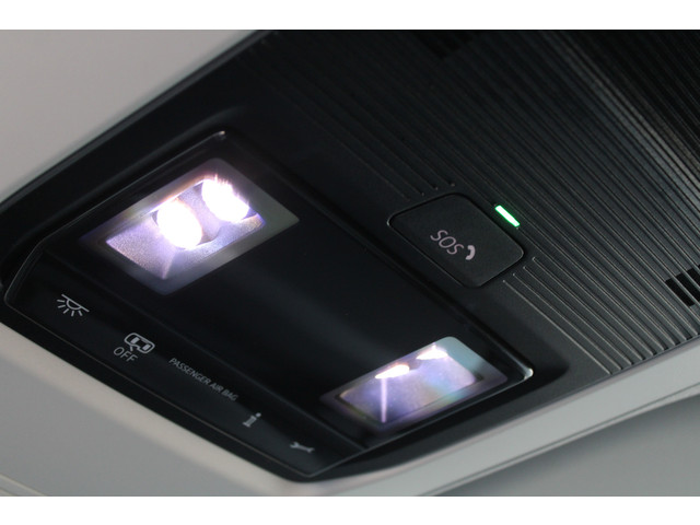 Volkswagen Crafter 35 2.0 TDI L3H2 177pk - Facelift - Navigatie - LED - Geveerde stoel - Virtual cockpit - Camera - Verwarmd stuur - Stoelverwarmin